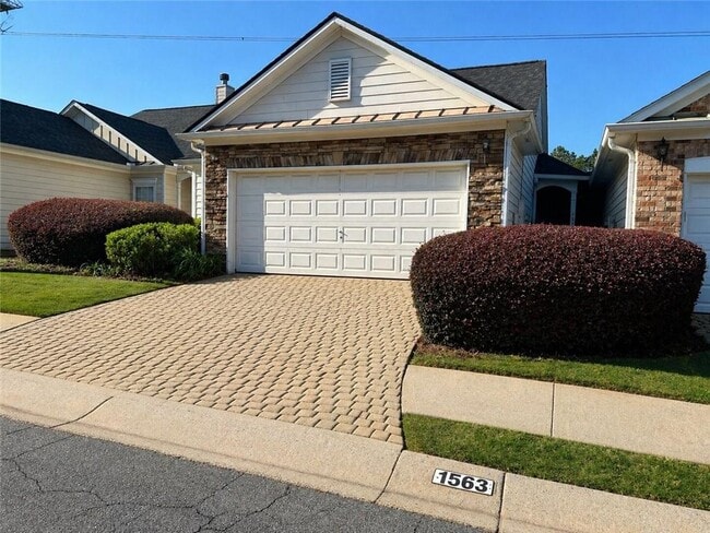 property at 1563 Rachel's Ridge NW