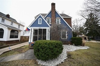 10804 Penfield Ave in Garfield Heights, OH - Building Photo - Building Photo