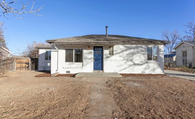 1620 Nome St in Aurora, CO - Foto de edificio - Building Photo