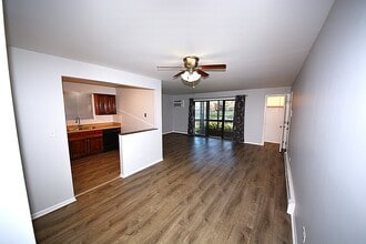 8624 Shagbark Ct in Orland Park, IL - Building Photo - Building Photo