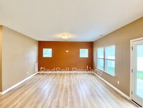 264 Veterans Ct in Suffolk, VA - Building Photo - Building Photo