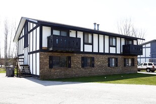 2012 Redwood Dr in Michigan City, IN - Building Photo