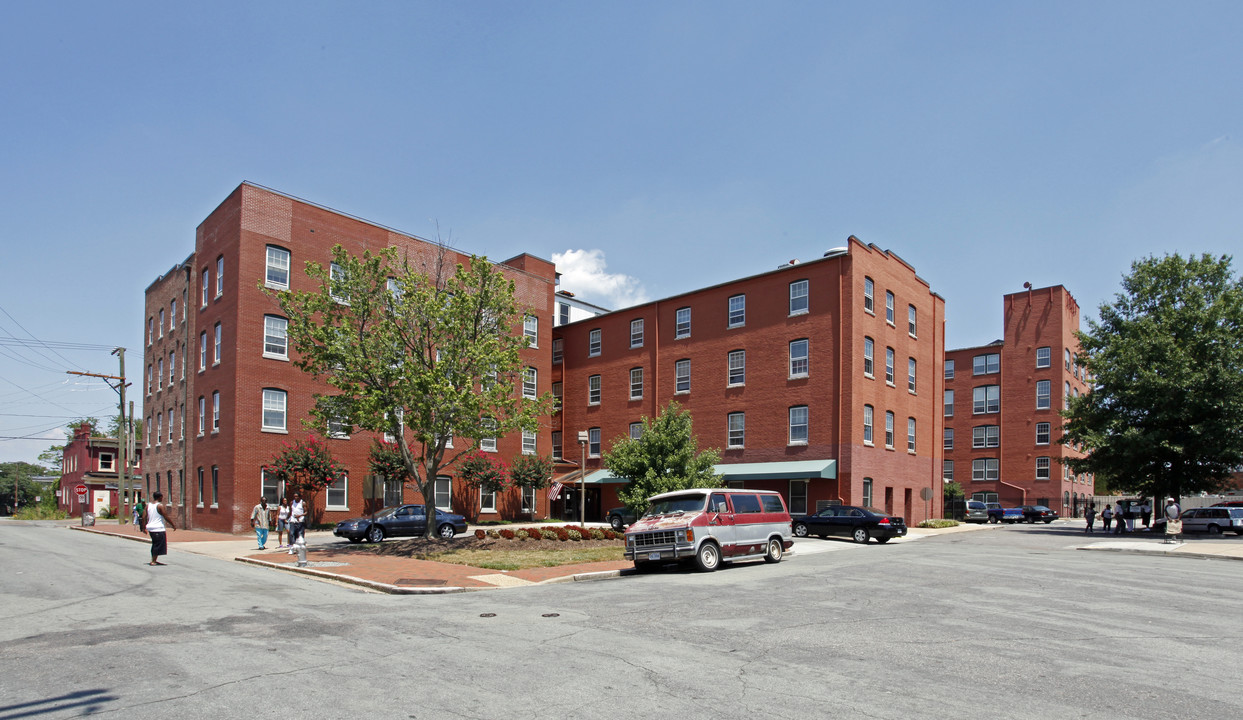 Church Hill House in Richmond, VA - Building Photo