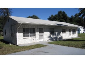 38731 Alston Ave in Zephyrhills, FL - Building Photo - Building Photo