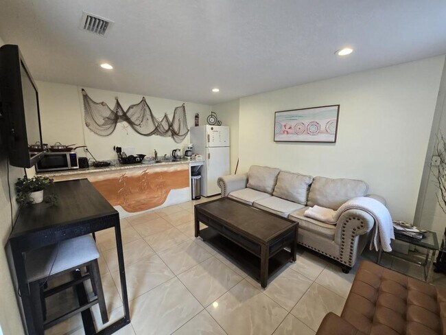 2704 Lawn Pl in Holiday, FL - Building Photo - Building Photo