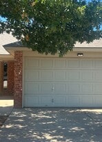 801 N Evanston Ave in Lubbock, TX - Building Photo