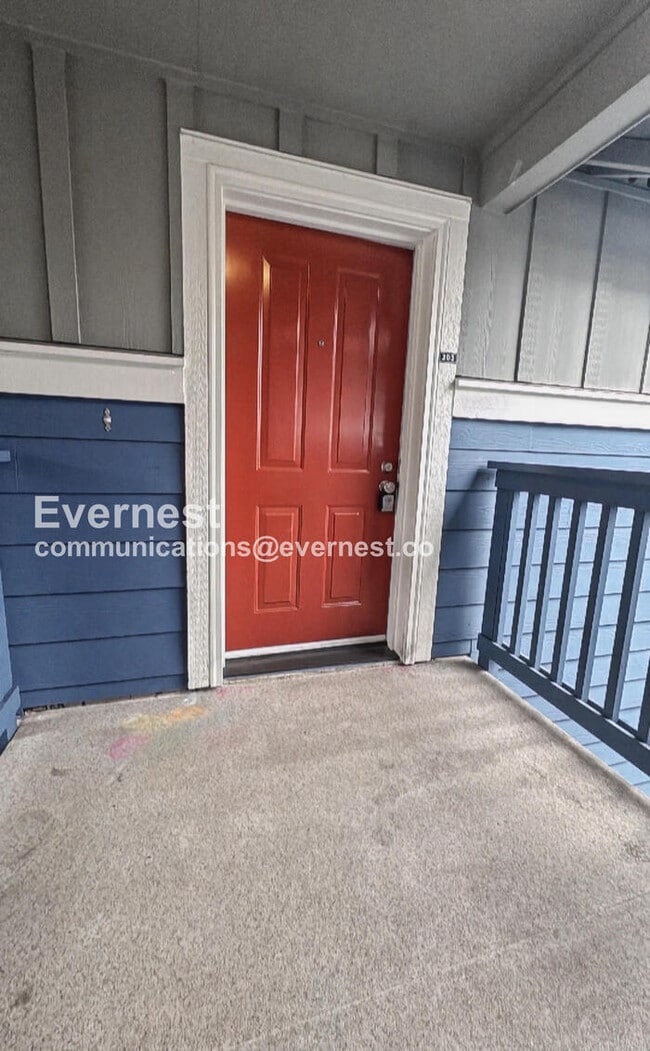 1698 25th Pl NE in Issaquah, WA - Building Photo - Building Photo