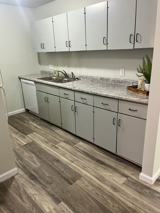 River View Apartments