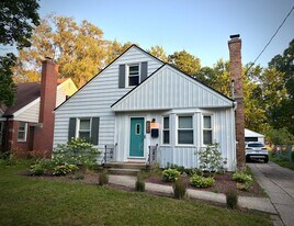 1130 Ottillia St SE in Grand Rapids, MI - Building Photo