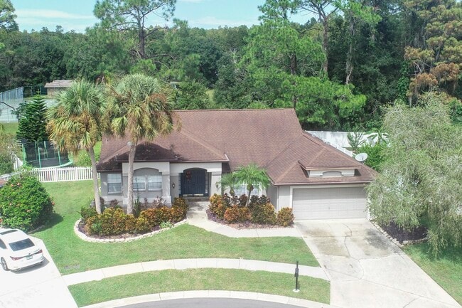 7201 Forestedge Ct in New Port Richey, FL - Building Photo - Building Photo