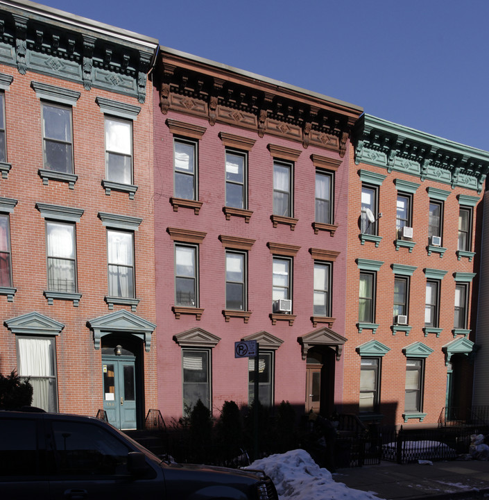 161 India St in Brooklyn, NY - Building Photo
