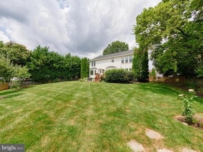 20752 Laplume Pl in Ashburn, VA - Building Photo - Building Photo