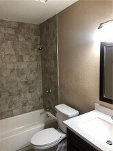 2008 Cypress Pl-Unit -B in Springdale, AR - Building Photo - Building Photo