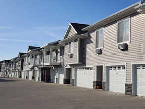 Windgate Terrace in Appleton, WI - Foto de edificio - Building Photo