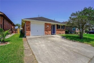 3337 Whisper Ln in Gretna, LA - Building Photo - Building Photo