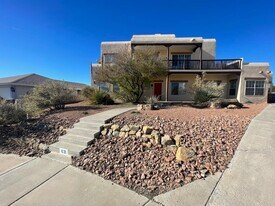 631 Grand Teton Way in Las Cruces, NM - Building Photo