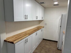 2020 World Pkwy Blvd in Clearwater, FL - Building Photo - Building Photo