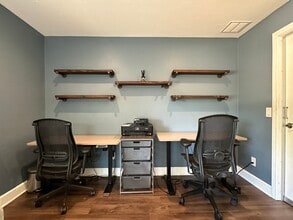 3700 San Augustine Dr in Glendale, CA - Building Photo - Building Photo