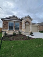 502 Arnage Dr in Hutto, TX - Foto de edificio - Building Photo