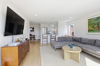 390 Commonwealth Ave in Boston, MA - Building Photo - Building Photo