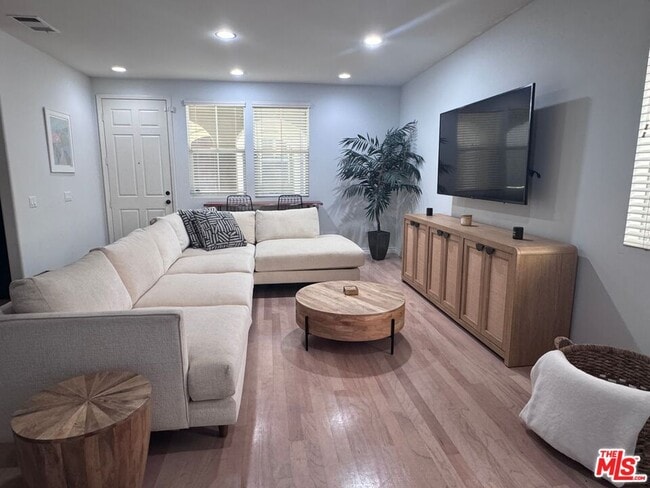 property at 3623 Medici Ln