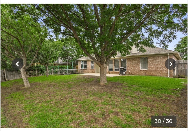 property at 2312 Charleston Dr