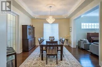 203 Hunterwood Chase in Vaughan, ON - Building Photo - Building Photo