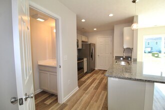 3015 Locust Grv Ct in Harrisonburg, VA - Building Photo - Building Photo