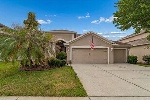 3510 Hickory Hammock Loop in Wesley Chapel, FL - Building Photo