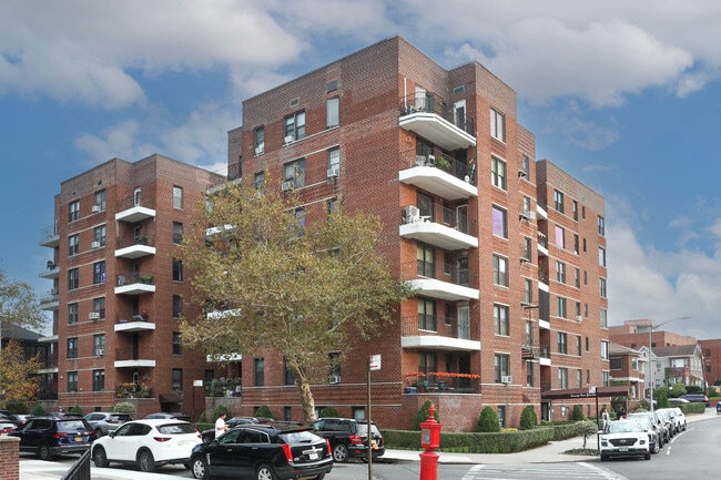 7401 Shore Rd in Brooklyn, NY - Building Photo - Building Photo