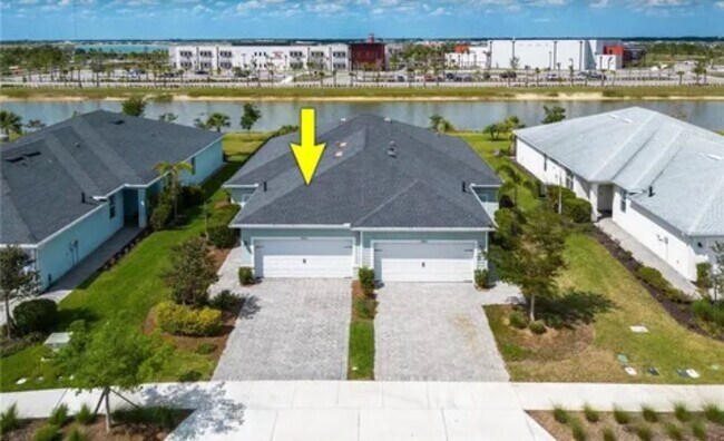 17812 Wayside Bnd in Punta Gorda, FL - Building Photo - Building Photo