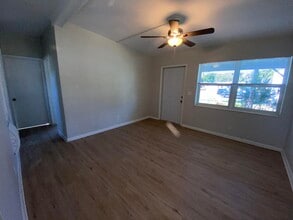 110 Old Spanish Trail in Lantana, FL - Building Photo - Building Photo