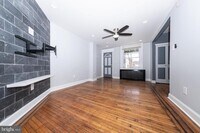6009 Walnut St photo'