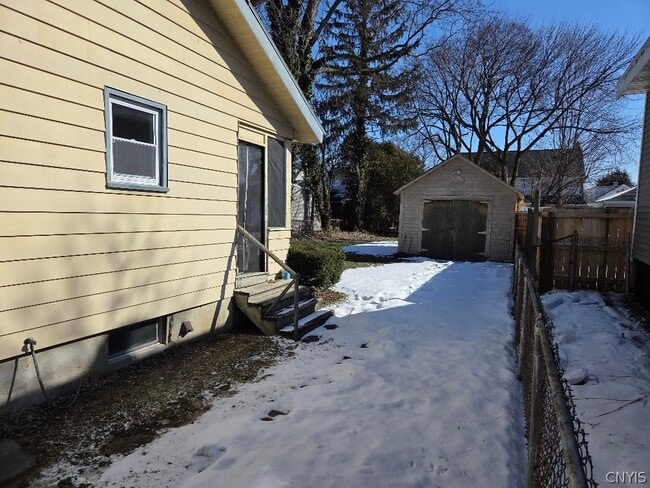 210 N Midler Ave in Syracuse, NY - Building Photo - Building Photo