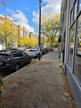 2329 W Belmont Ave in Chicago, IL - Building Photo - Building Photo