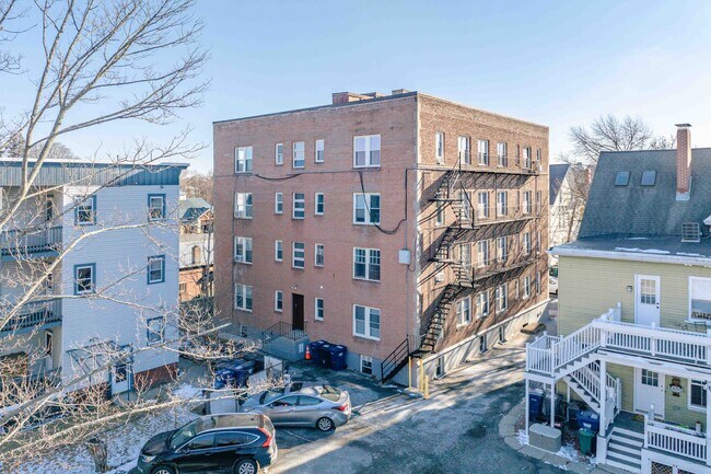 5 Haskell St in Cambridge, MA - Foto de edificio - Building Photo