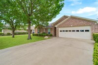 4221 Fiste St in Denton, TX - Building Photo - Building Photo