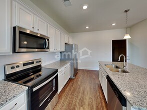 6194 Bridlewood Ln in Douglasville, GA - Building Photo - Building Photo
