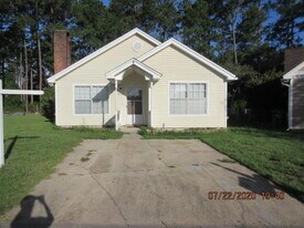 2822 Old Carriage Ln in Fort Walton Beach, FL - Building Photo