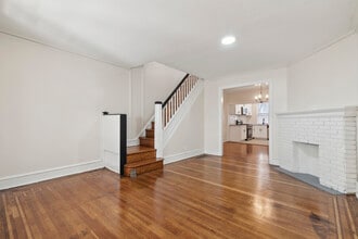 5541 Hadfield St in Philadelphia, PA - Building Photo - Building Photo