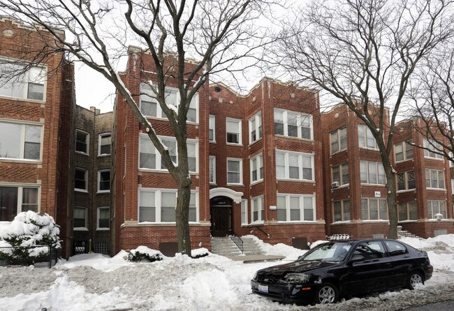 6820-6822 S Cornell Ave in Chicago, IL - Building Photo - Building Photo