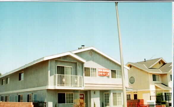 1643 W 209th St in Torrance, CA - Foto de edificio