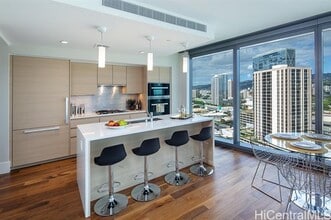1108 Auahi St in Honolulu, HI - Building Photo - Building Photo