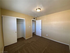 2812 Marlin Ave in Las Vegas, NV - Building Photo - Building Photo