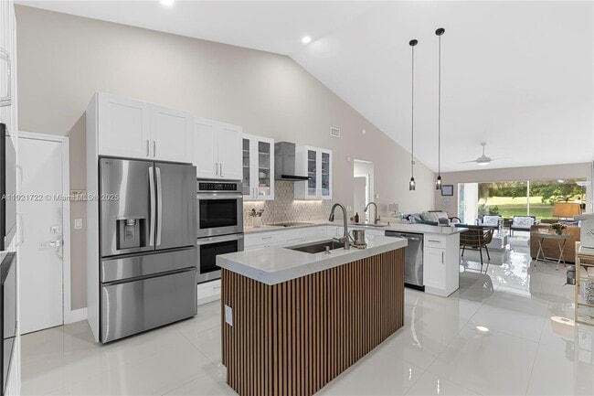 19648 Back 9 Dr in Boca Raton, FL - Building Photo - Building Photo