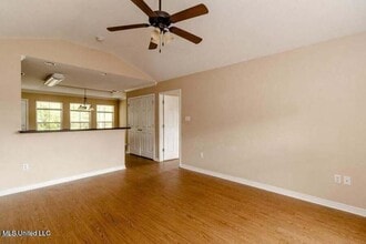 113 Hawthorne Dr in Long Beach, MS - Building Photo - Building Photo