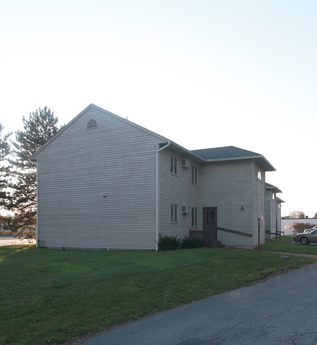 Schaffer Ave Apartments in Syracuse, NY - Building Photo - Building Photo