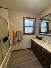 858 S 4th St in Meadow Grove, NE - Building Photo - Building Photo