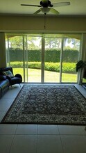 36 Harbour Isle Dr W in Fort Pierce, FL - Building Photo - Building Photo