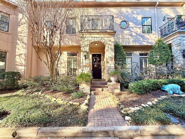 property at 3326 Memorial Crest Blvd